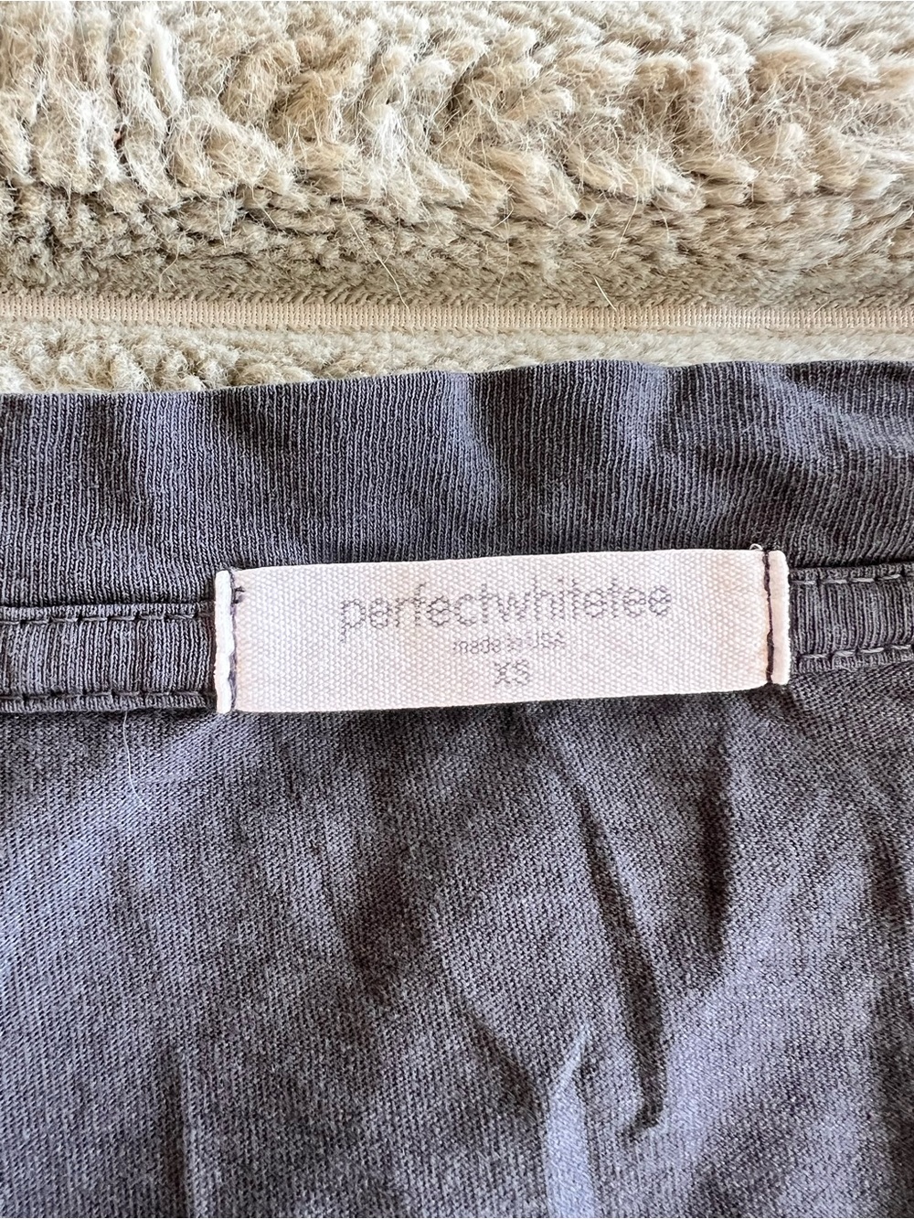 Prefectwhitetee Hendrix Cotton Boxy V-Neck Tee Shade Night Size XS - Picture 5 of 12
